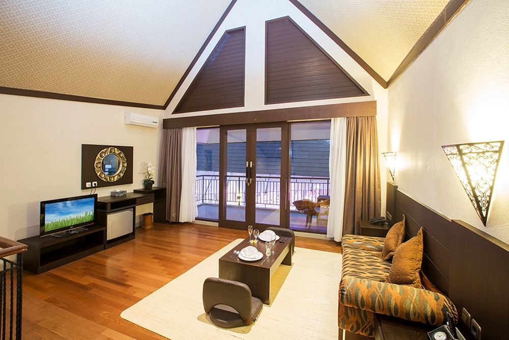 Flamingo Dewata Pool Villa Uluwatu エクステリア 写真